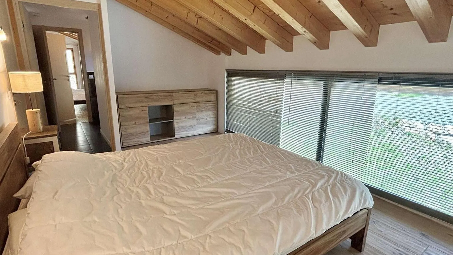Chalet 8 Pieces Avec Spa, Sauna, 15 Pers, A 800M Des Pistes, Notre-Dame-De-Bellecombe - Fr-1-595-1 0*,  Γαλλία
